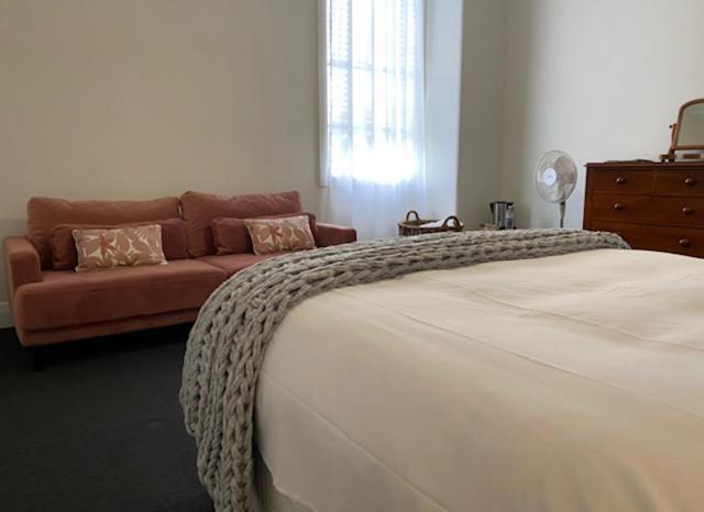 The Barkly Bistro Bar & Accommodation Арарат Экстерьер фото